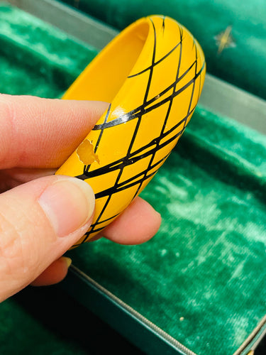 Yellow Bangle with Black Crosshatch Devil's Details